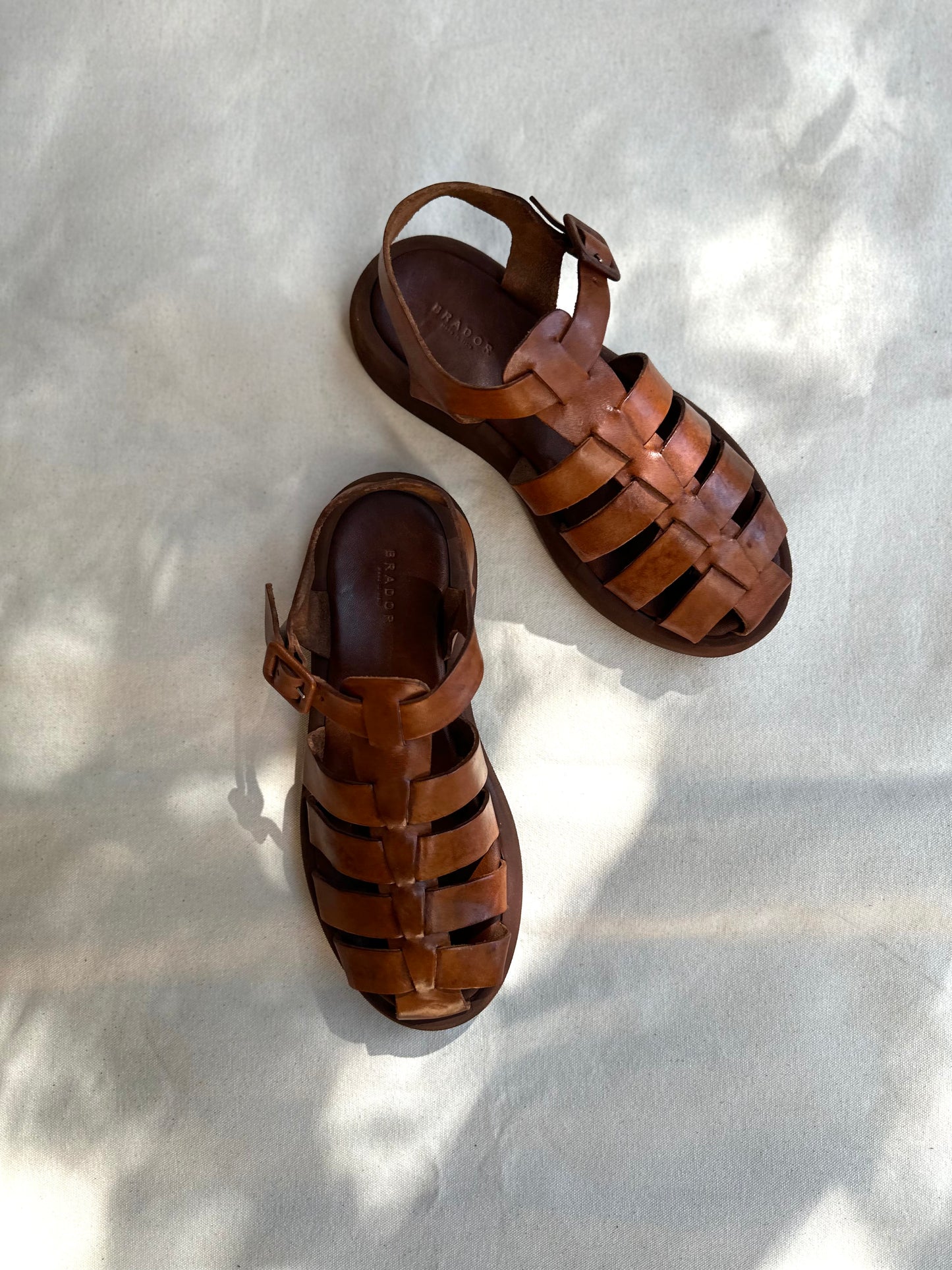 Augusta Sandal, Sigaro