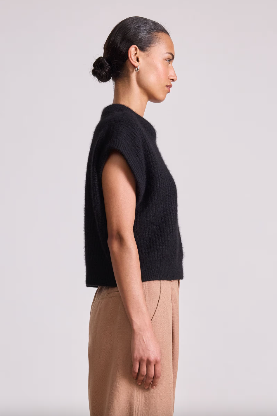 Softest Oliva Vest, Black