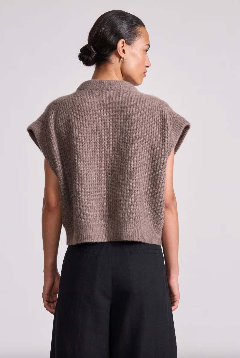 Softest Oliva Vest, Hazelnut