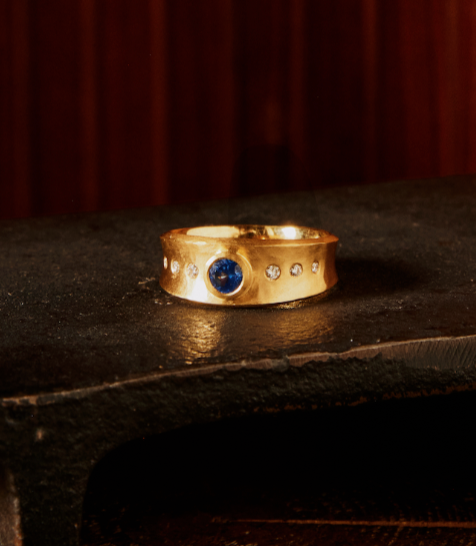 Ceylon Sapphire and Diamond Ring