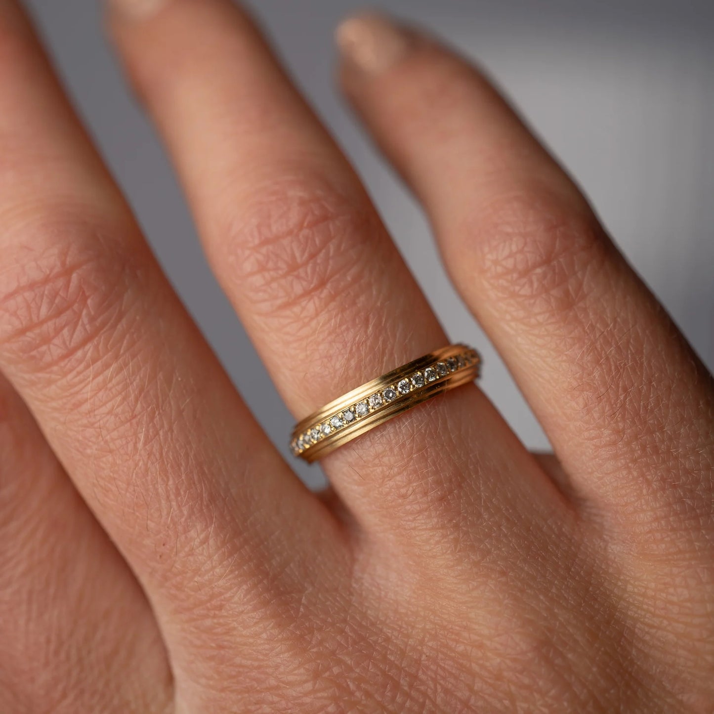 Cavea Band, Salt & Pepper Diamonds