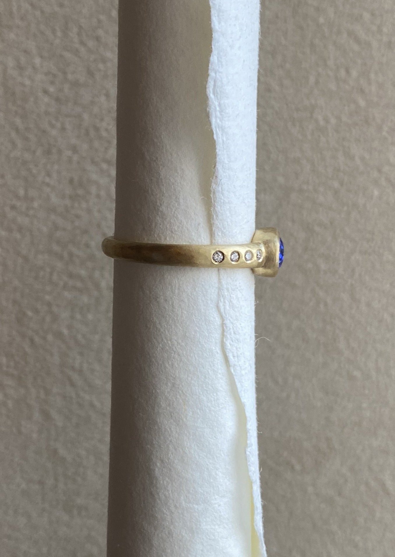 1.12 Ceylon Sapphire Ring