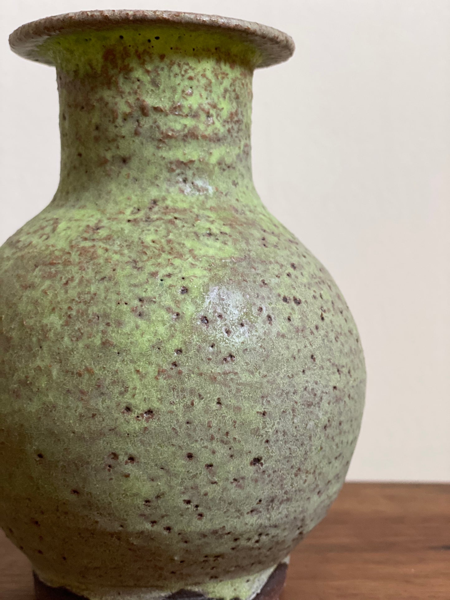 Limeaid Aura Vase