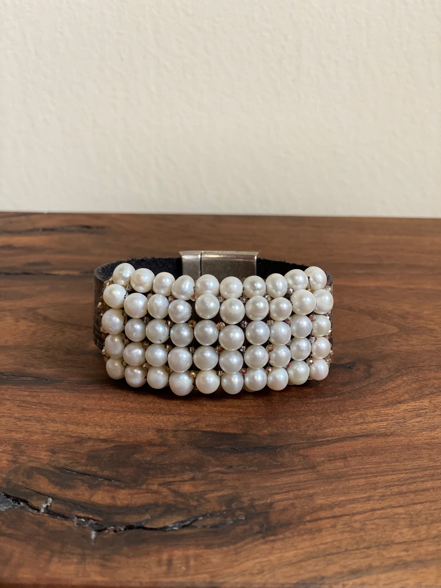 Gem Cuff 9-290