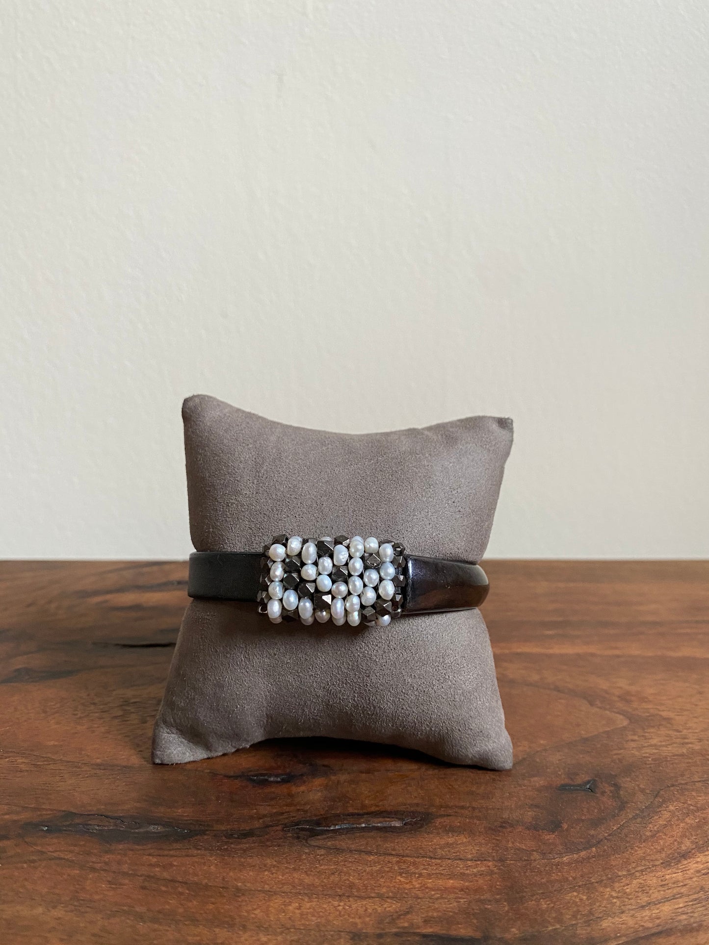 Gem Cuff 7-622