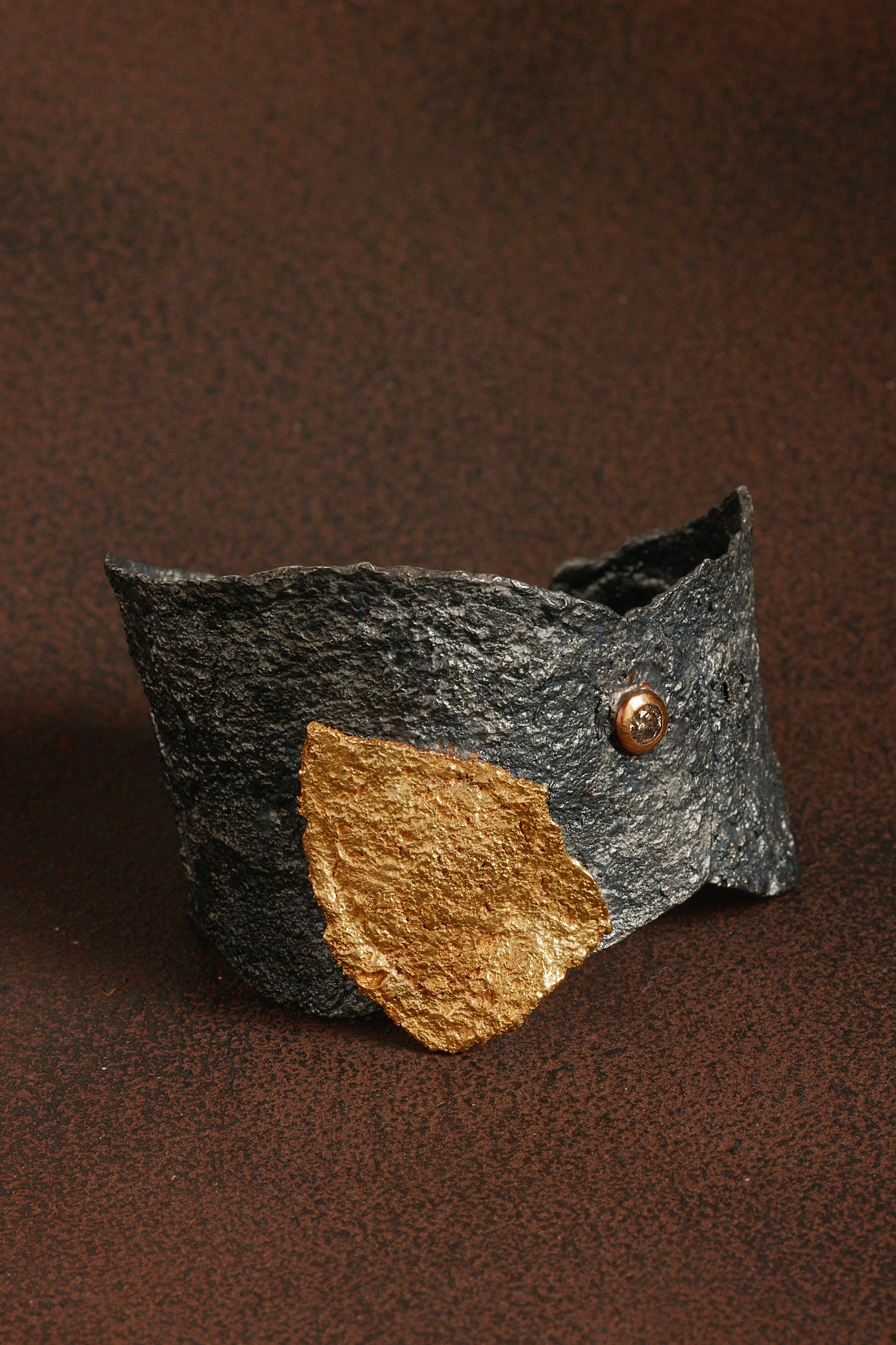 Respiro Cuff with Diamond