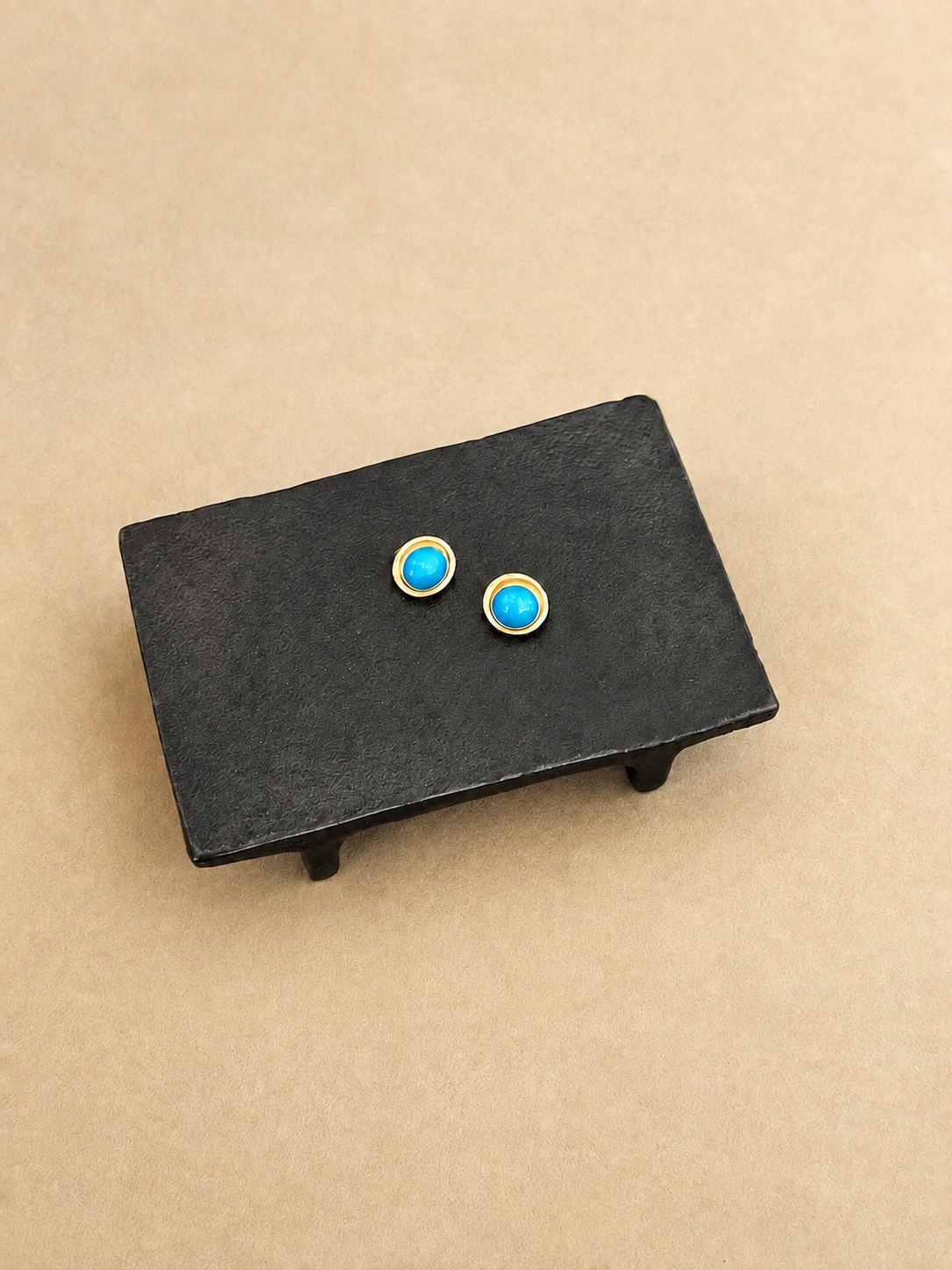 Sleeping Beauty Drop Earrings in 18 kt Gold