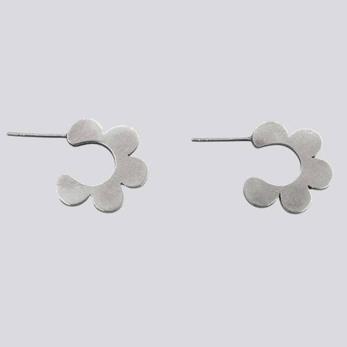 Scalloped Hoop Earrings