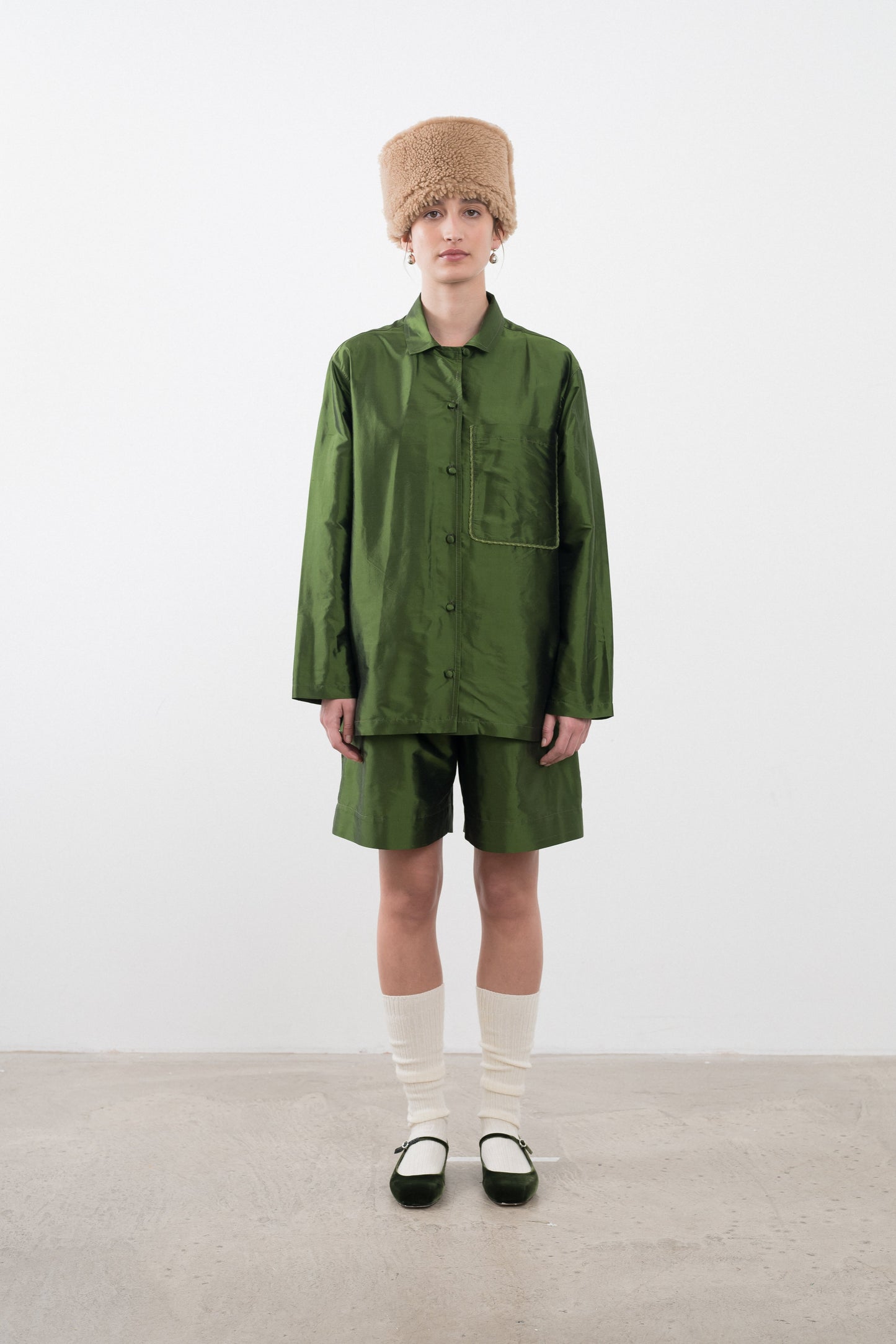 August Shirt, Bottle