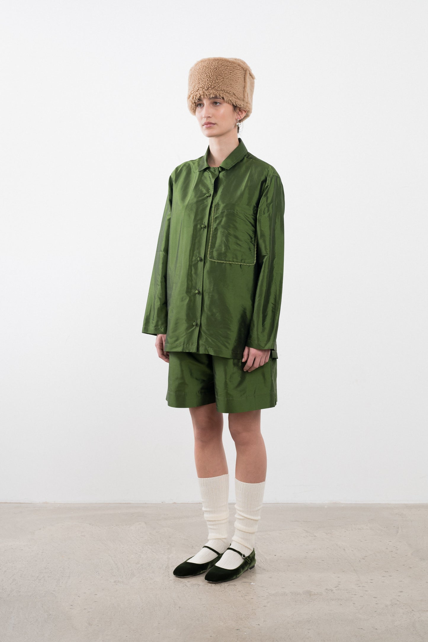 August Shirt, Bottle