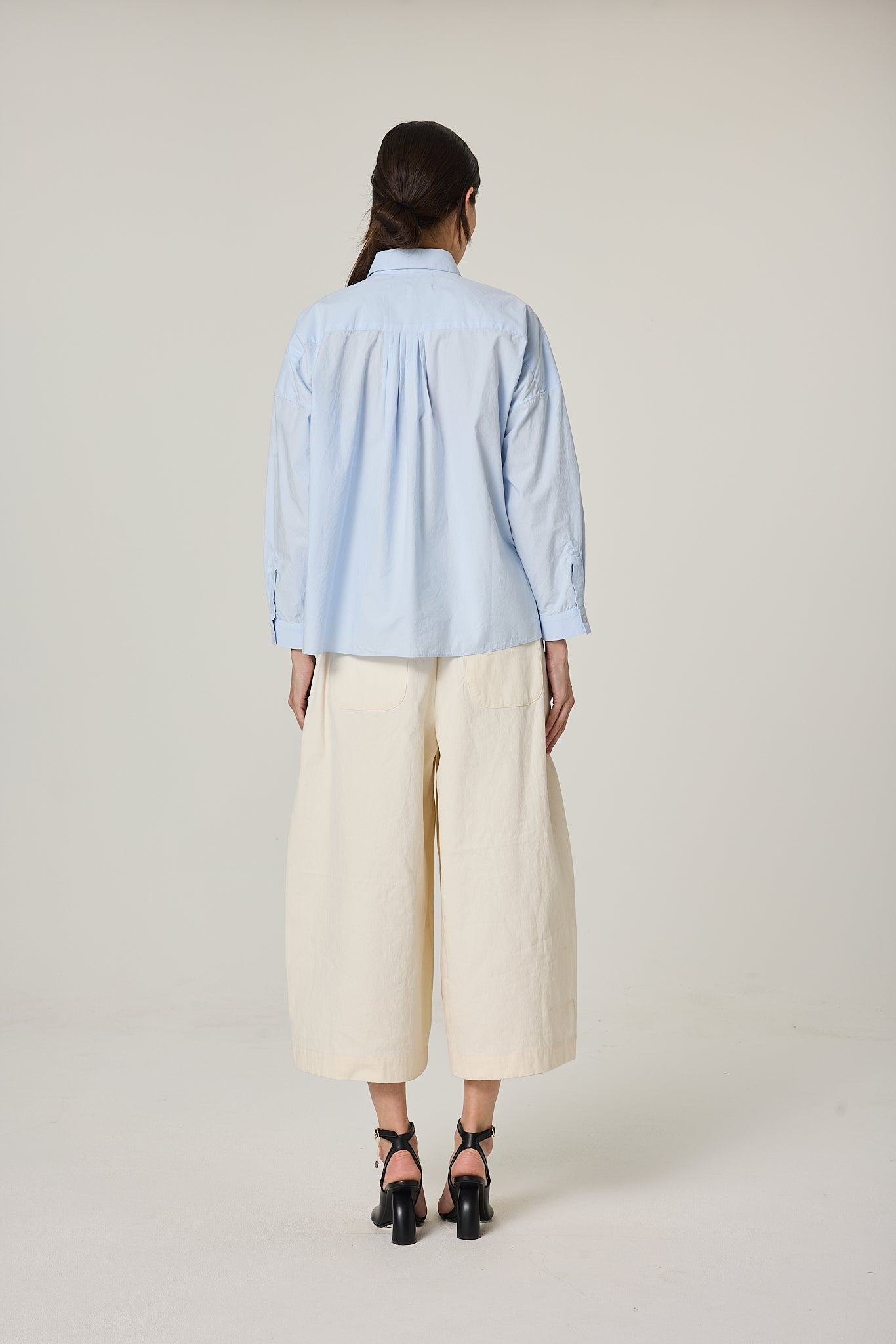 Vert Blouse, Pale Blue
