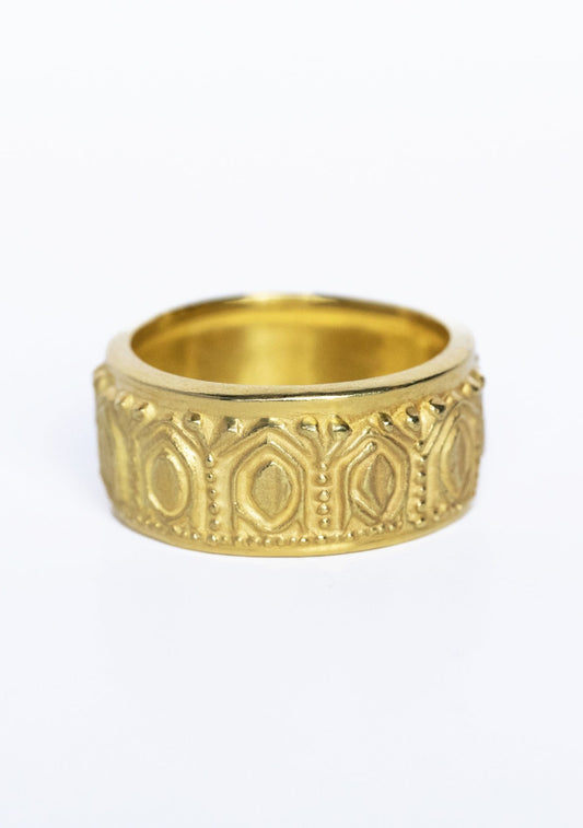 18K Gold Embossed Ring