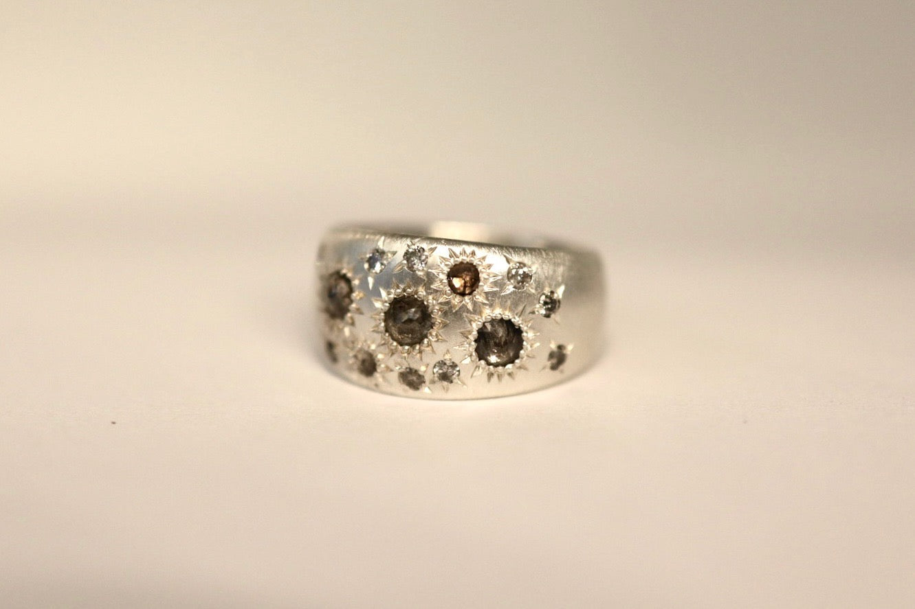 Chunky Diamond Ray Ring - SS