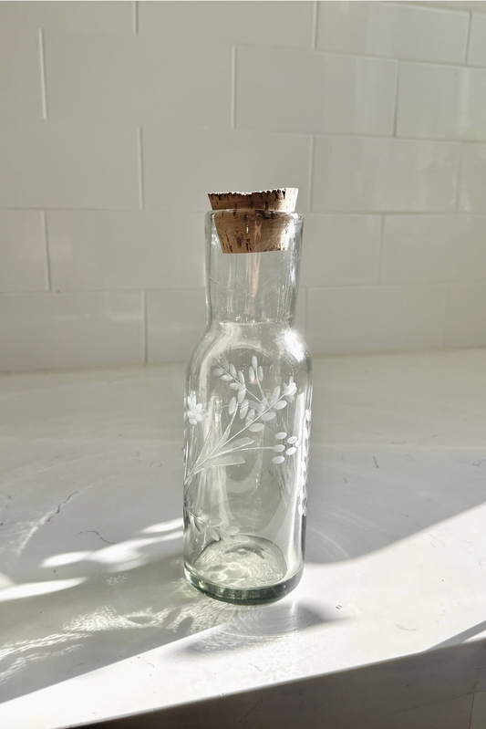 Hand-etched Carafe with lid, Large