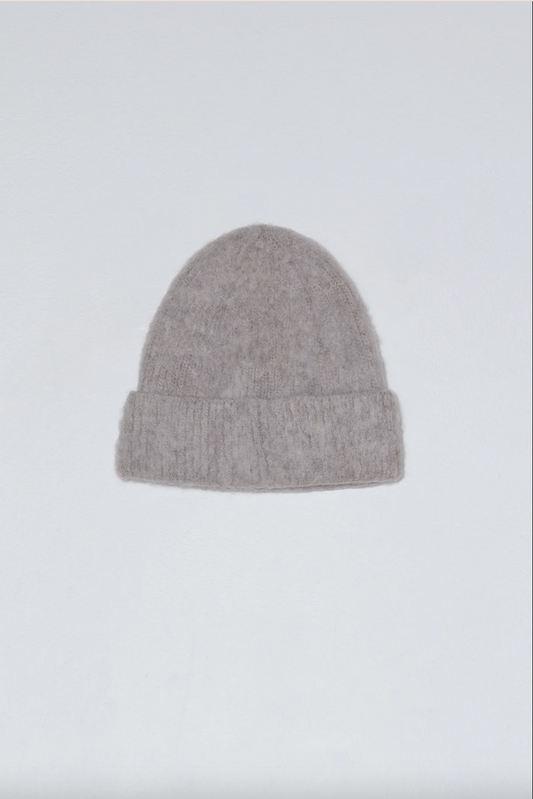 Brushed Beanie, Cloud AW25
