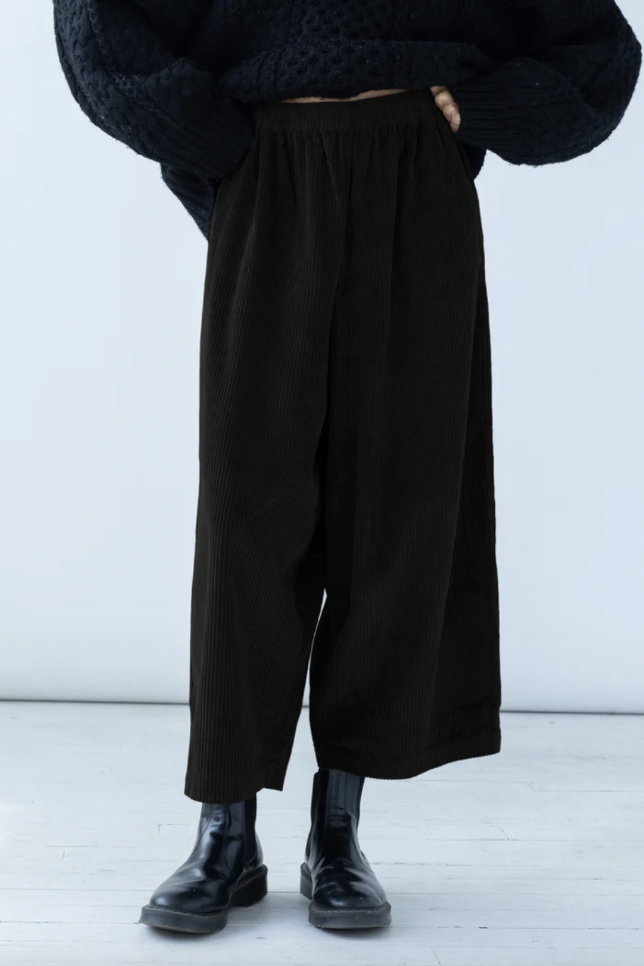 Balloon Pant in Cord, Onyx