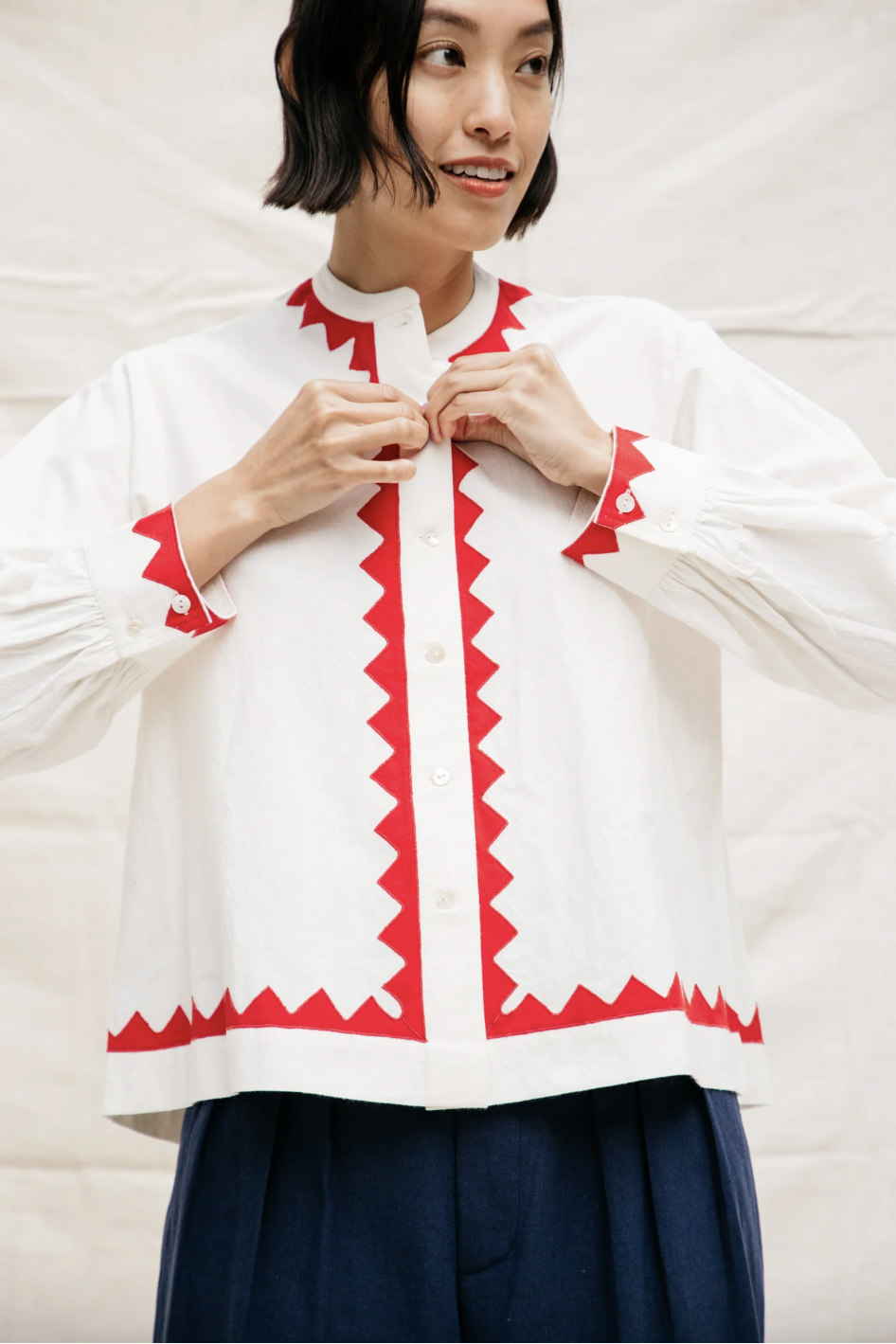 Nikki Chasin Alpha Buttondown Zig Zag Applique - Ivory/Poppy