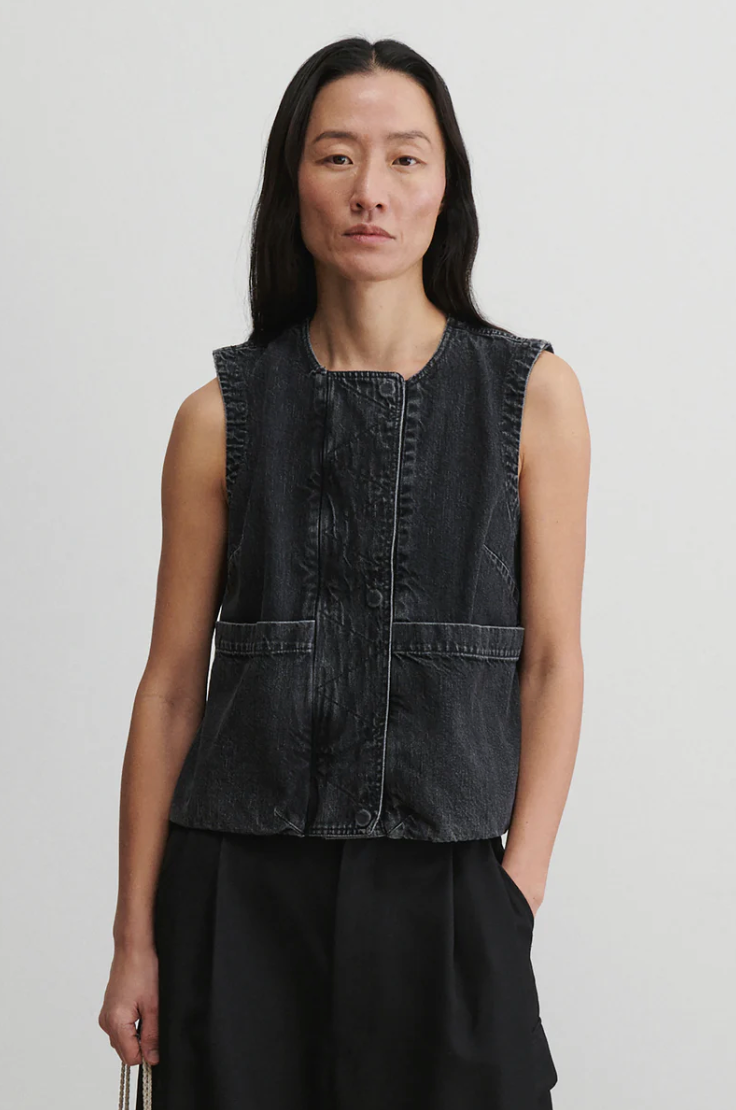 Vestio Top, Black