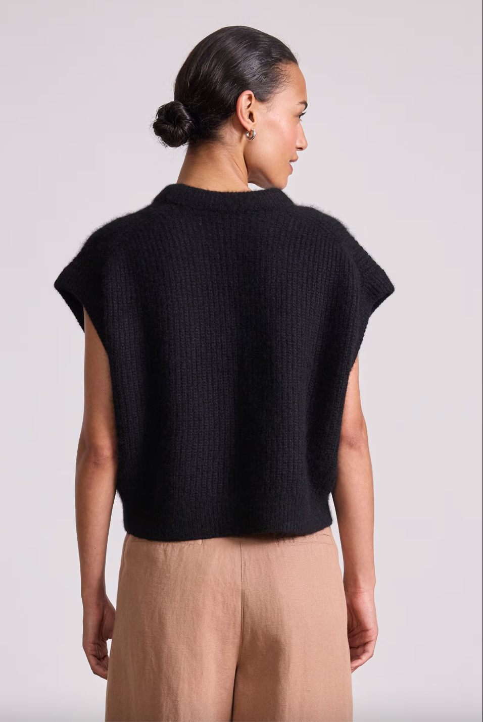 Softest Oliva Vest, Black
