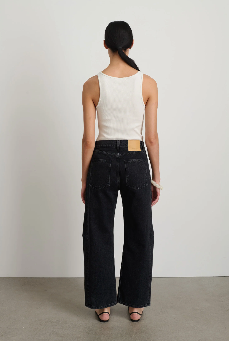 Slim Lasso, Stil Black