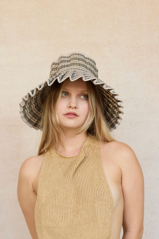 Hokkaido Island Capri Hat, Maxi