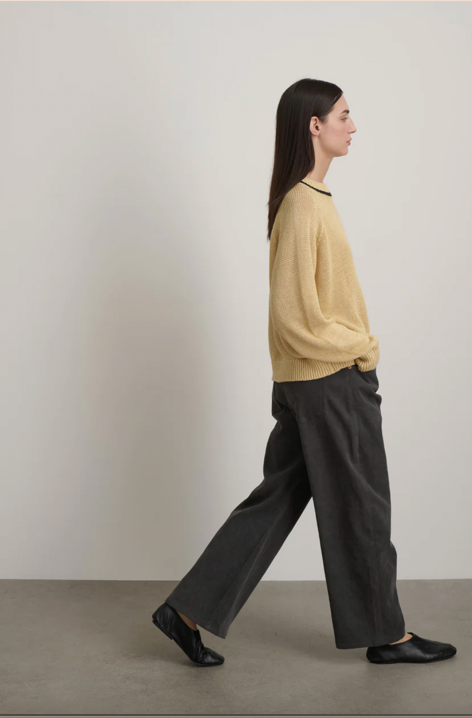 Lind Ringer Crewneck, Wheat/Black Linen