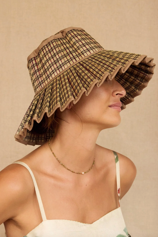 Lyrebird Island Capri Hat, Midi