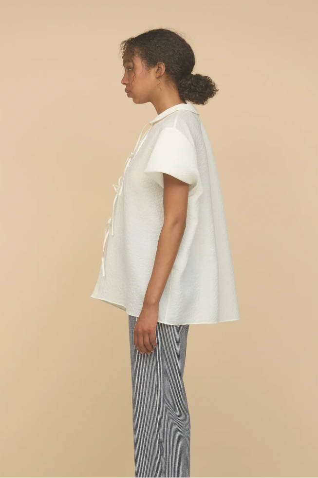 Auntie Shirt, White