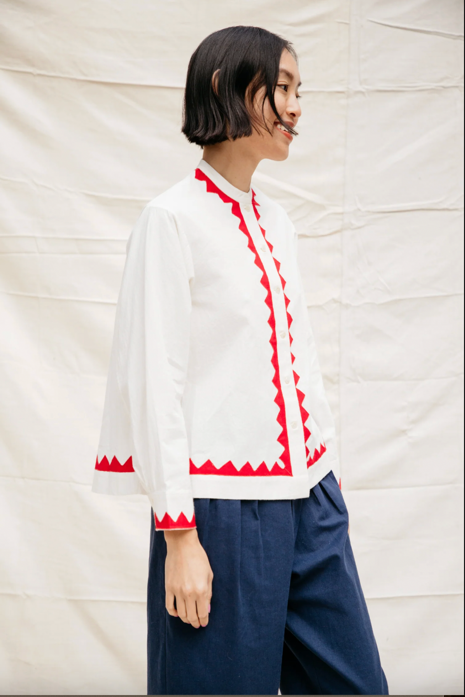Nikki Chasin Alpha Buttondown Zig Zag Applique - Ivory/Poppy