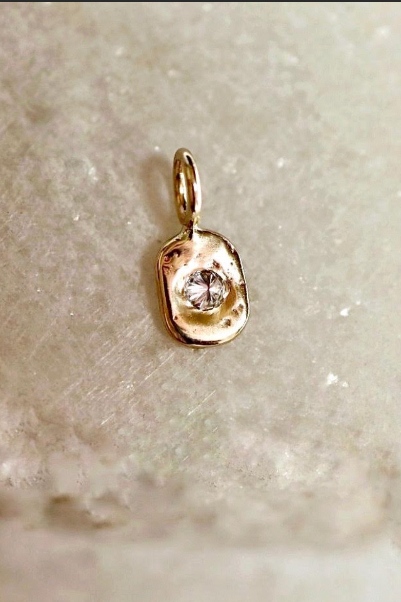 10k Inverse Diamond Pendant