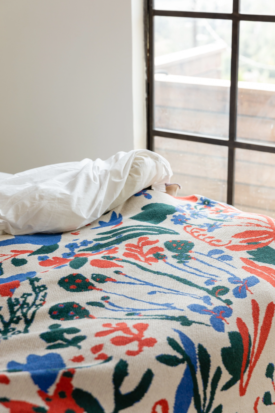 Poppies & Lotus Blanket, Flax
