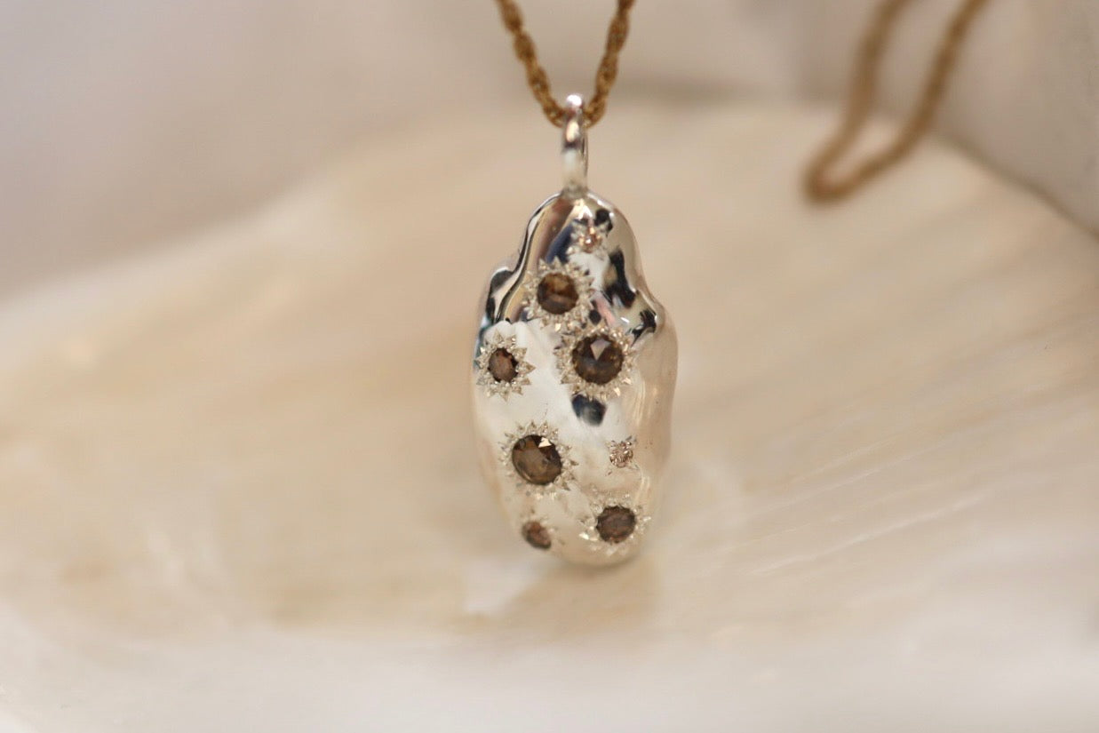 Brown Diamond Silver Pearl