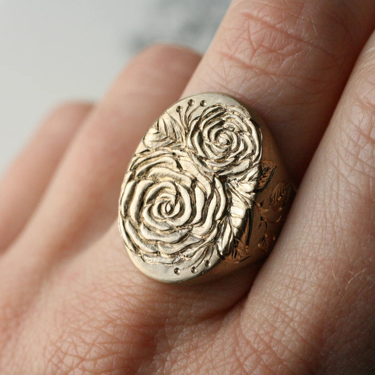 XL Beloved Rose Signet