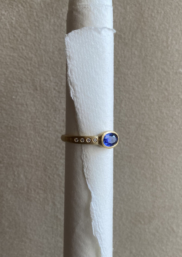 1.12 Ceylon Sapphire Ring
